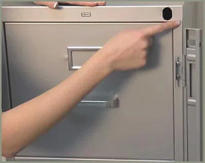 Locksmith Solution Services Dayton, OH 937-964-4057 Locksmith Solution Services Dayton, OH 937-964-4057 - 68-44-9